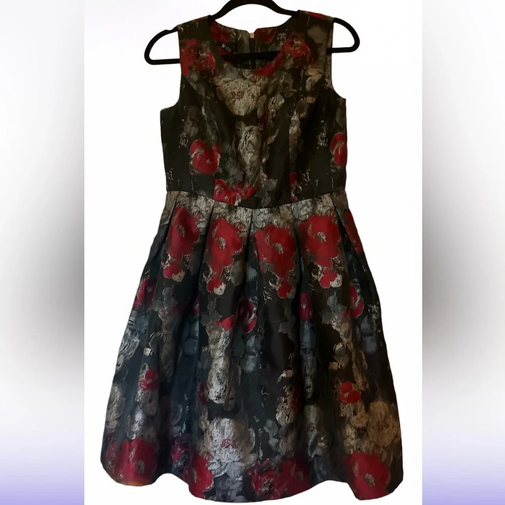 AGB fashion Luxe Floral Jacquard Mini party dress Sz 6